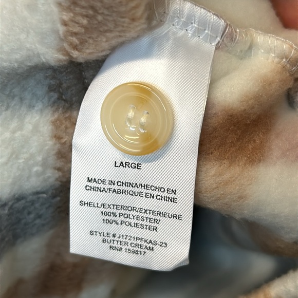 NWT Cole Fleece Shacket by Altar’d State - Picture 9 of 9